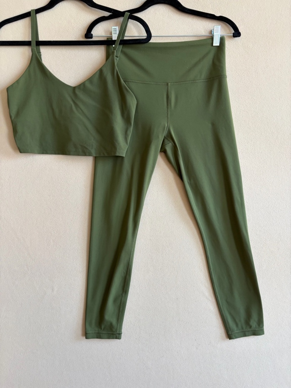 Athleta Set Ultra High Rise 7/8 Leggings and Tank Top Green size Small Athletic